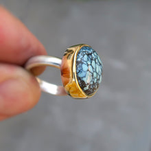 Load image into Gallery viewer, Variscite 18K and sterling silver ring. Size 7