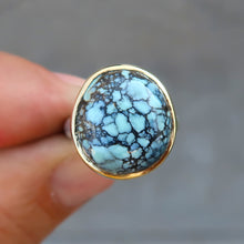 Load image into Gallery viewer, Variscite 18K and sterling silver ring. Size 7