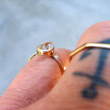 Load image into Gallery viewer, Rutilated Quartz  mixed metal 14K yellow gold sterling silver ring. Size 7
