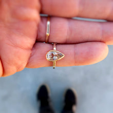 Load image into Gallery viewer, Rutilated Quartz  mixed metal 14K yellow gold sterling silver ring. Size 7
