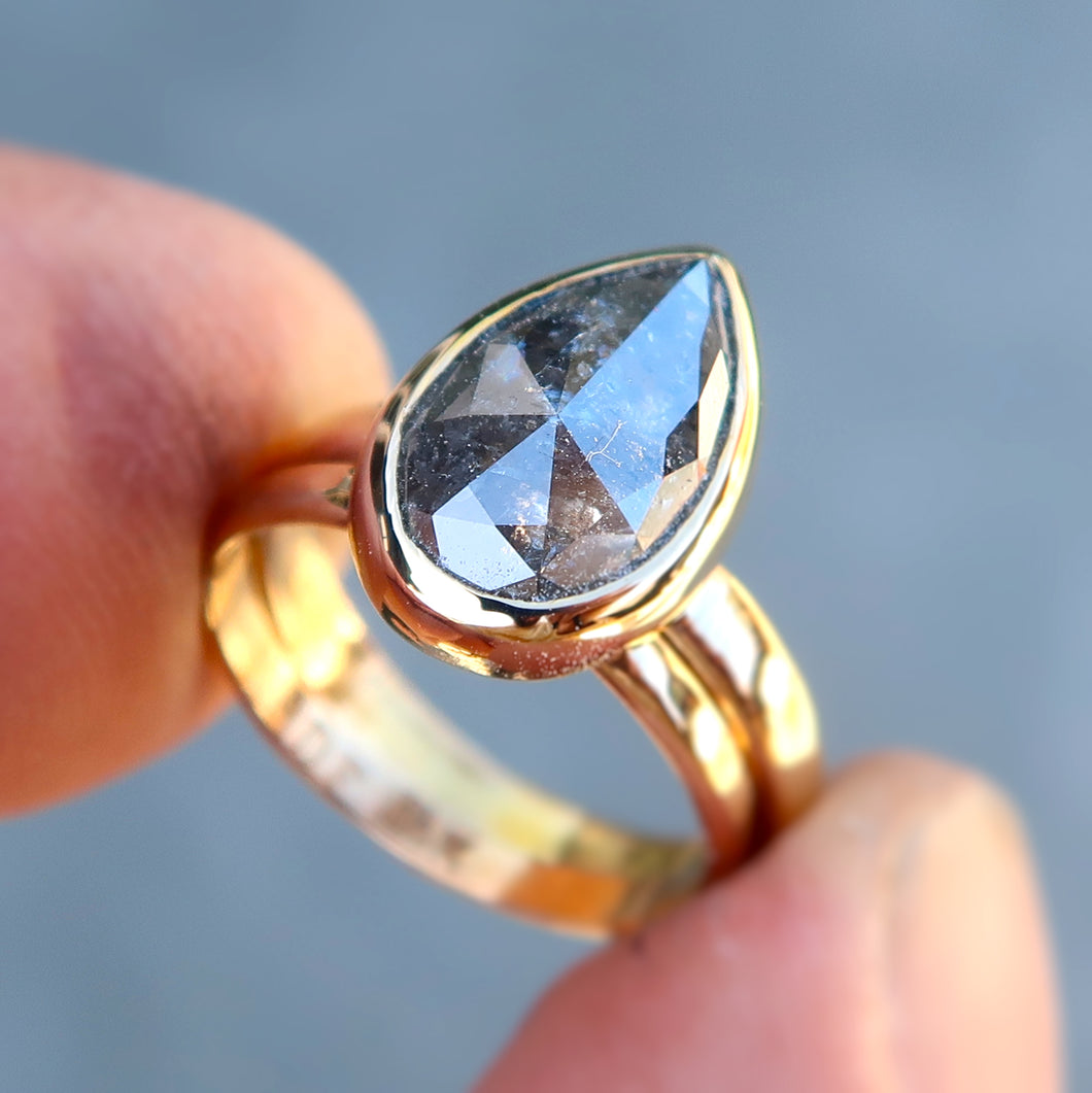 Salt and Pepper Diamond in 14K Solid Yellow Gold. Size 4.75